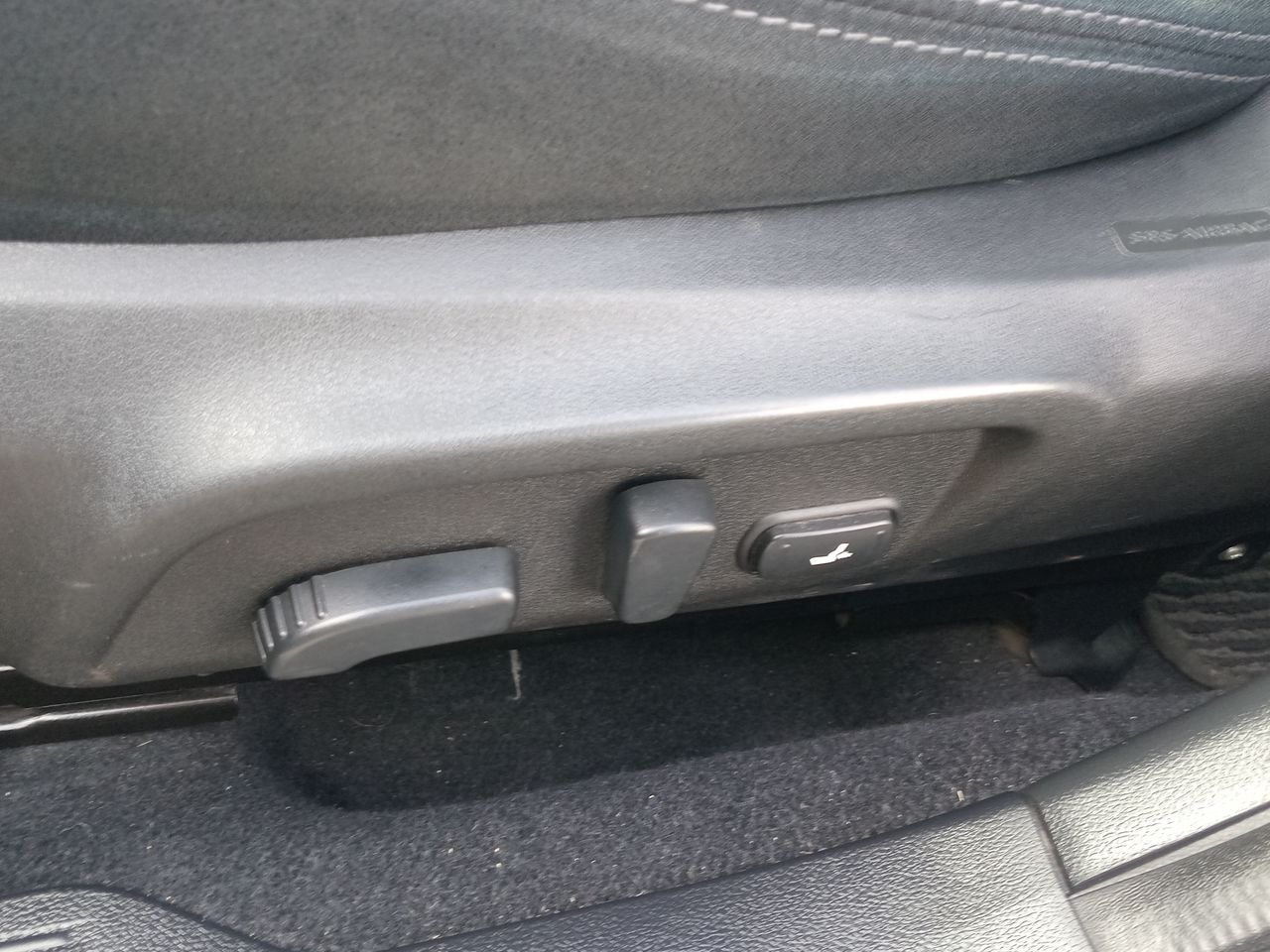 Subaru Outback — foto 14 de 27