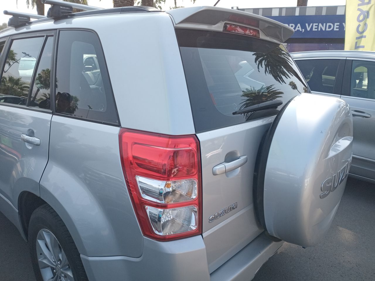 SUZUKI - 18