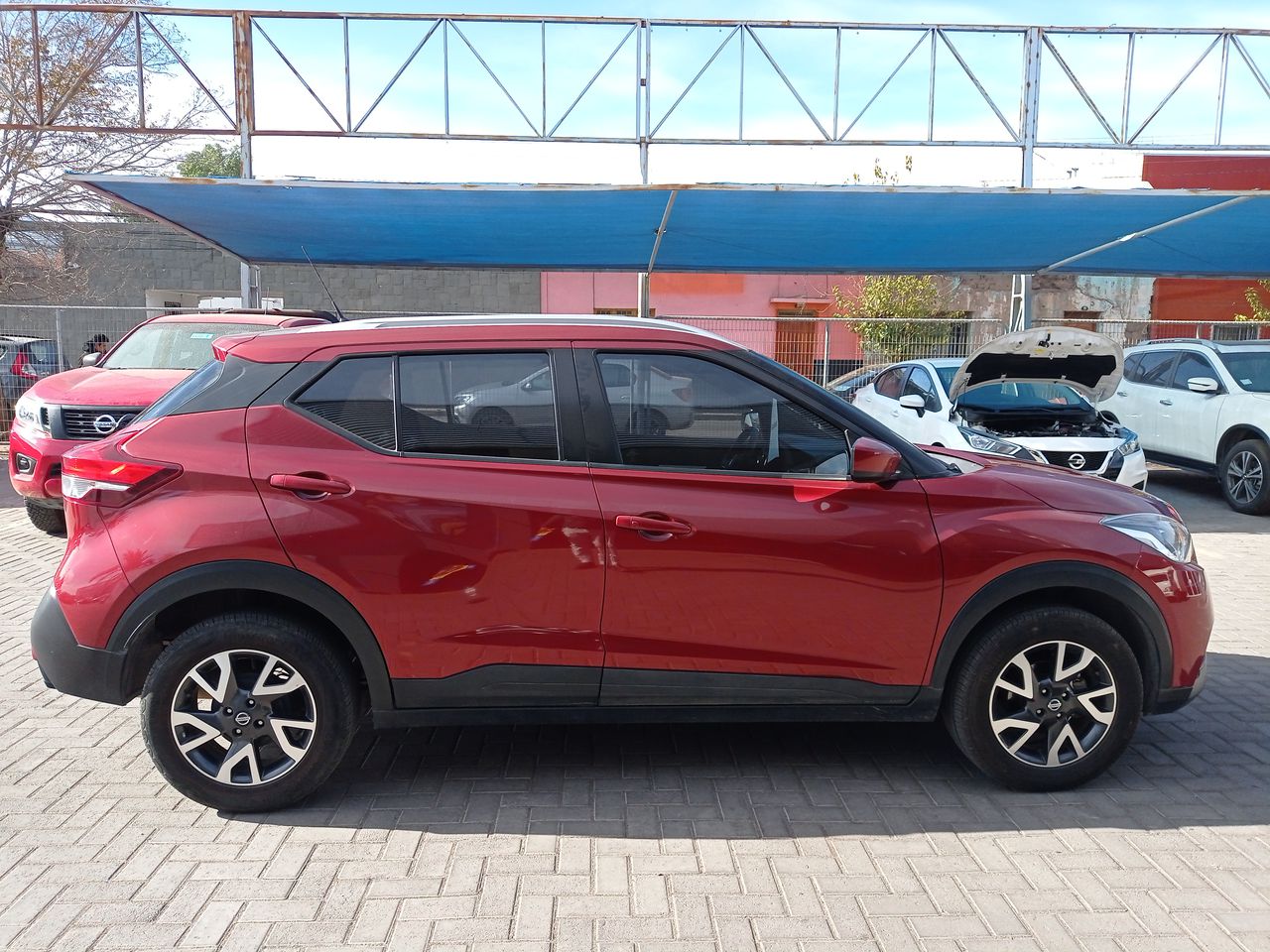 NISSAN - 11