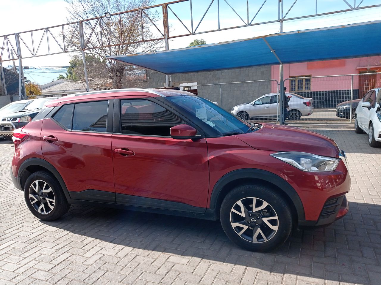 NISSAN - 12