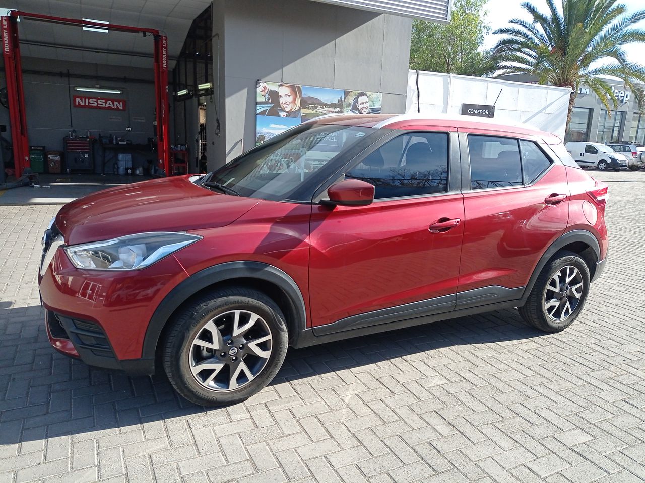 NISSAN - 4