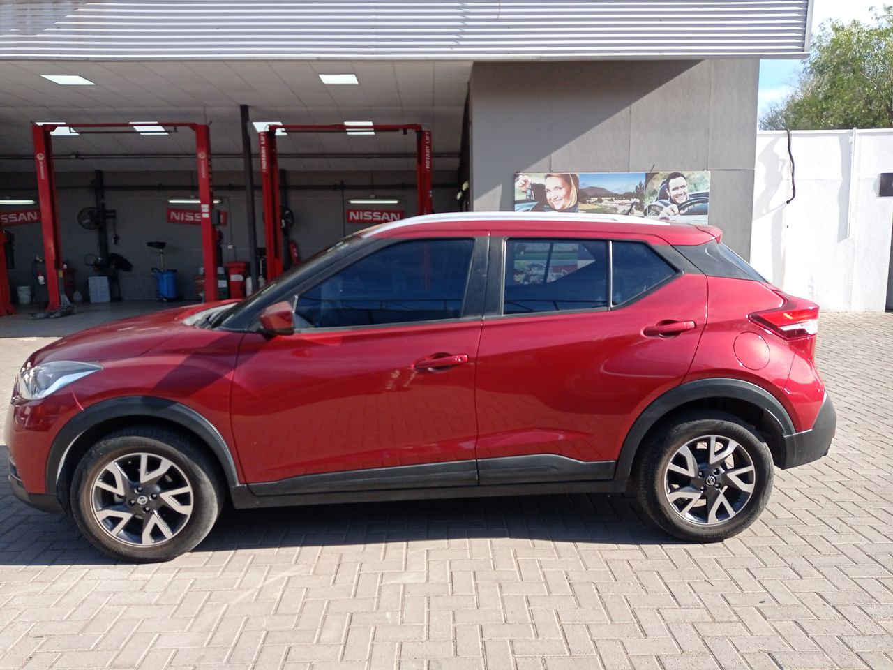 NISSAN - 5