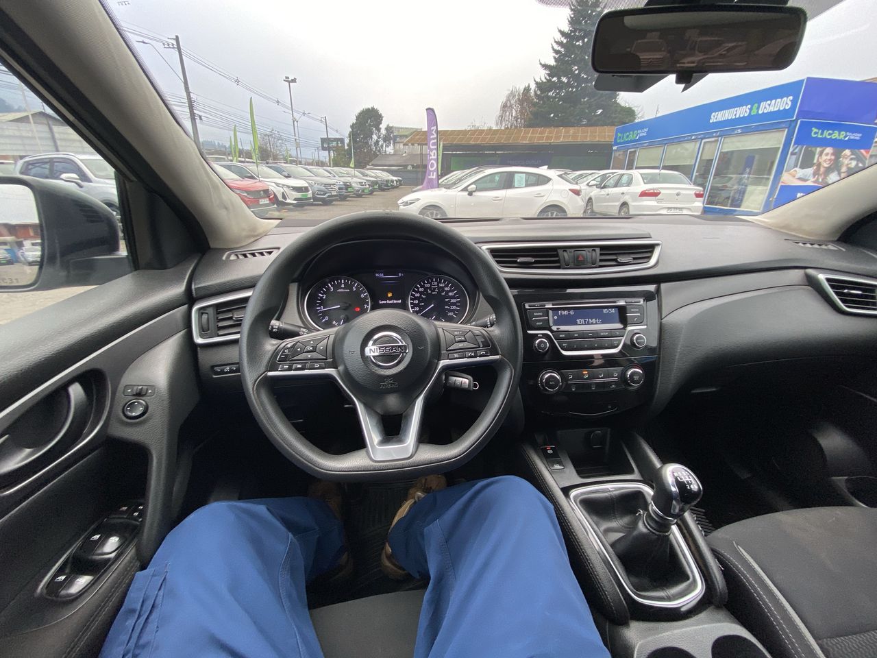 NISSAN - 23
