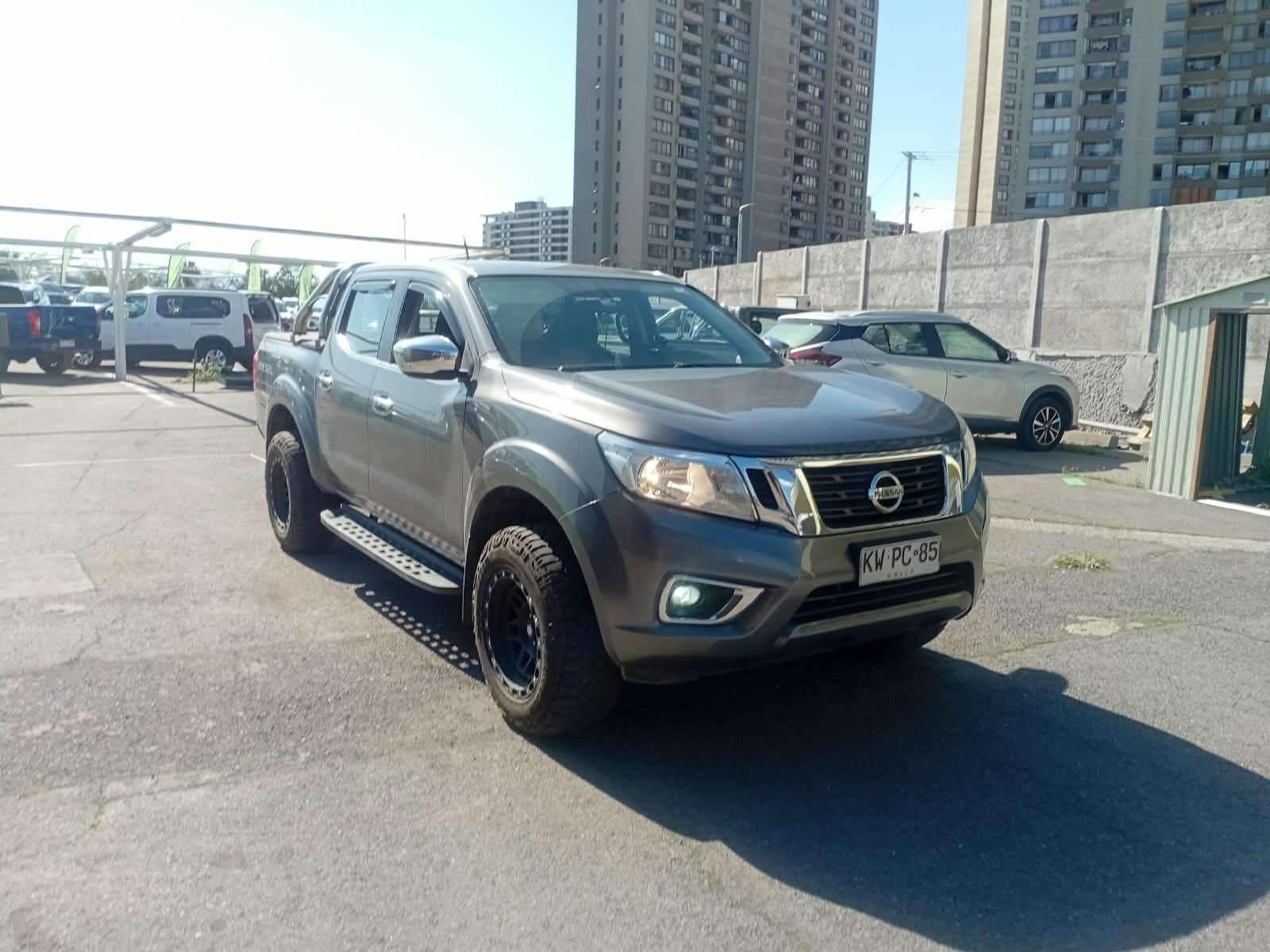 Nissan Np300