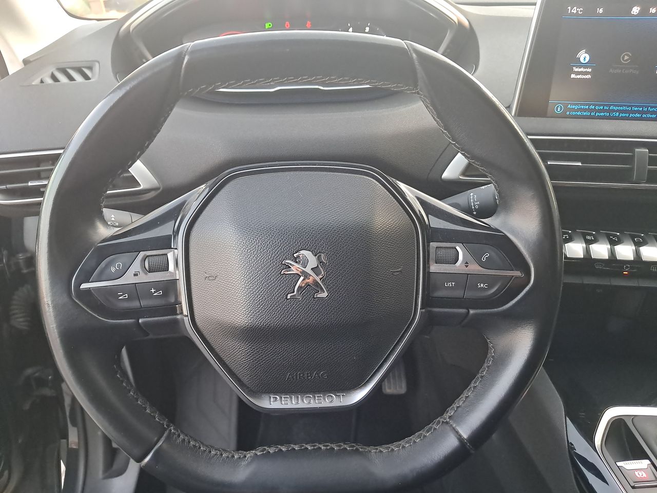Peugeot 3008 — foto 25 de 34