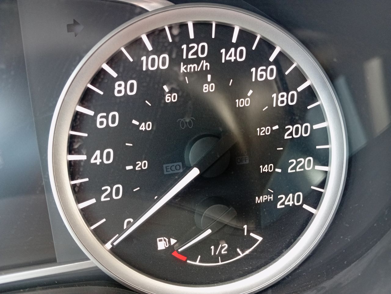 NISSAN - 28
