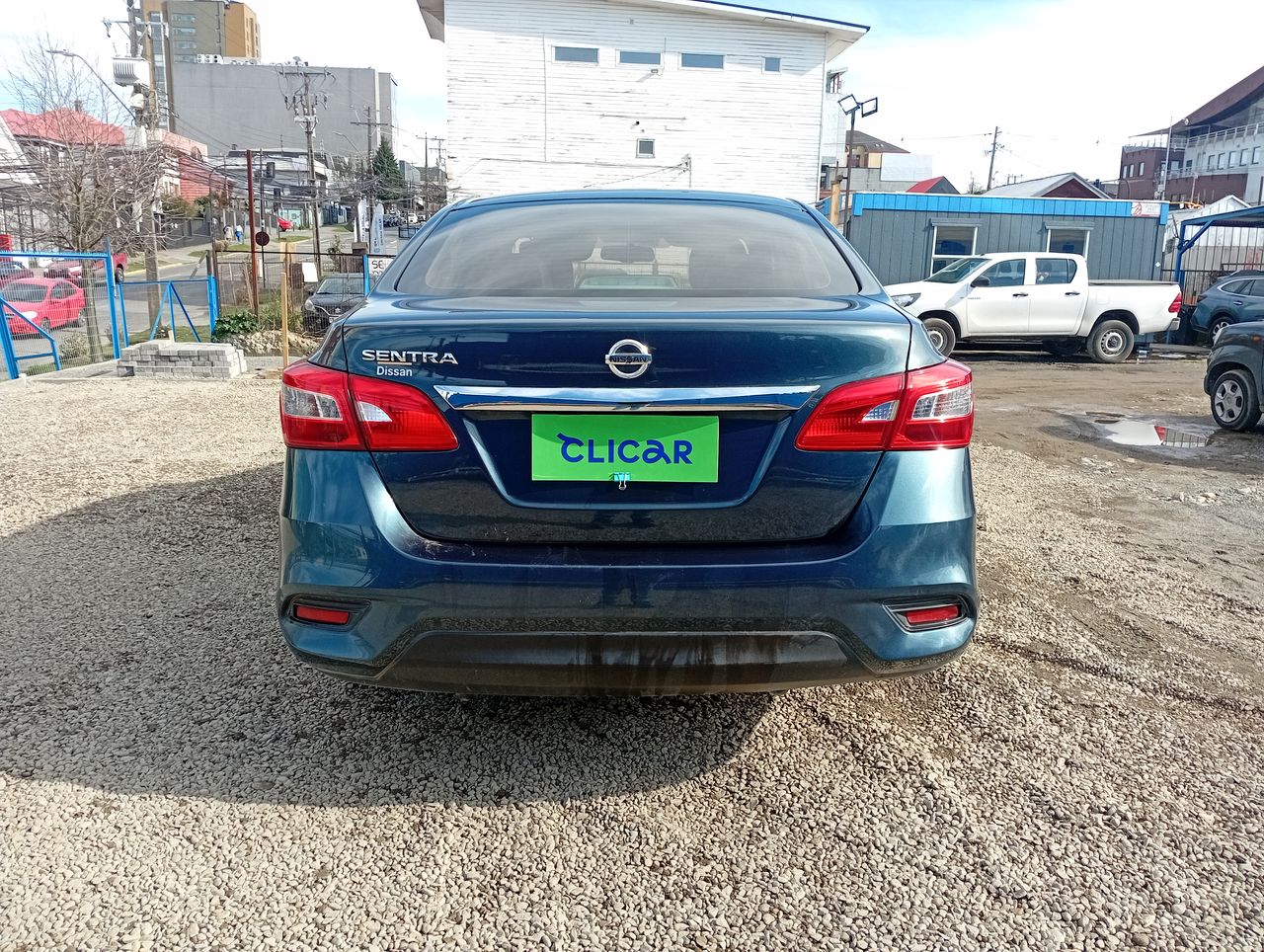 NISSAN - 6