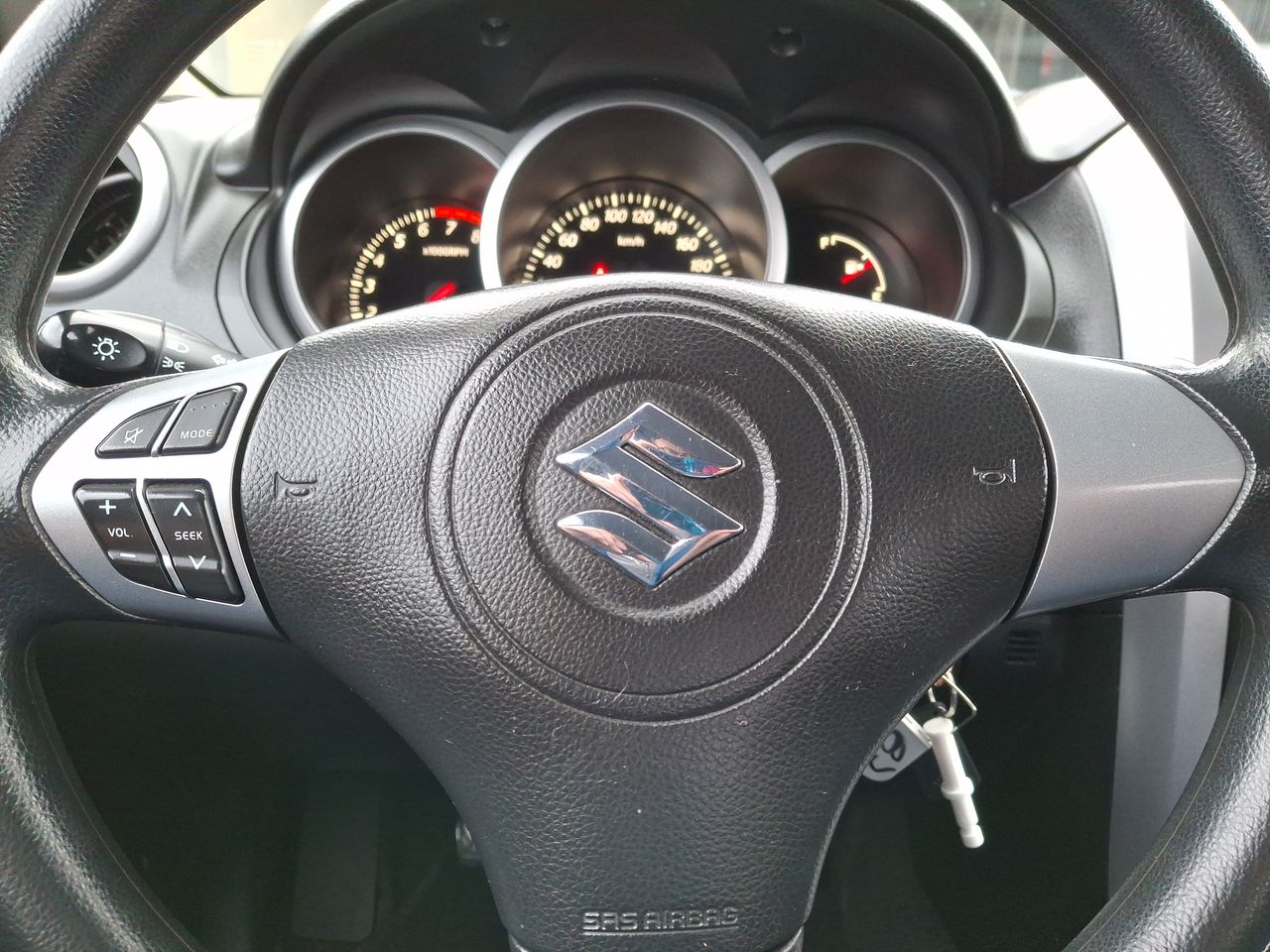 SUZUKI - 18