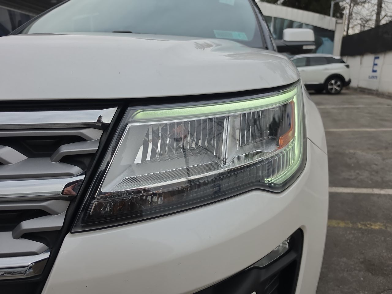 KIA Carnival — foto 11 de 30