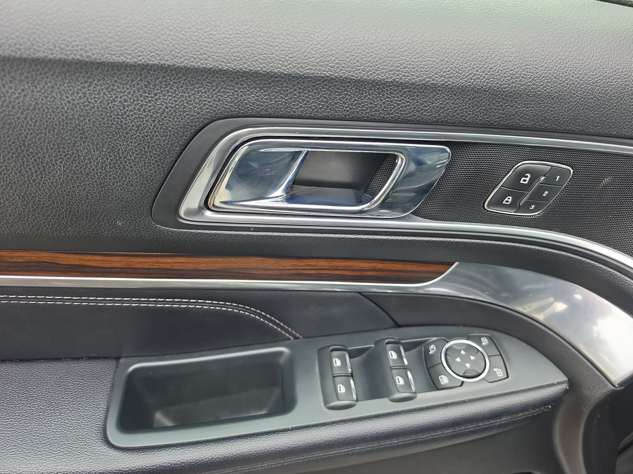 KIA Carnival — foto 15 de 30