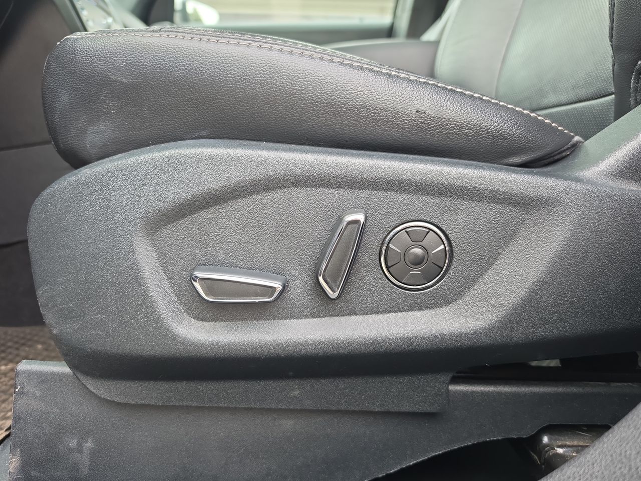 KIA Carnival — foto 16 de 30