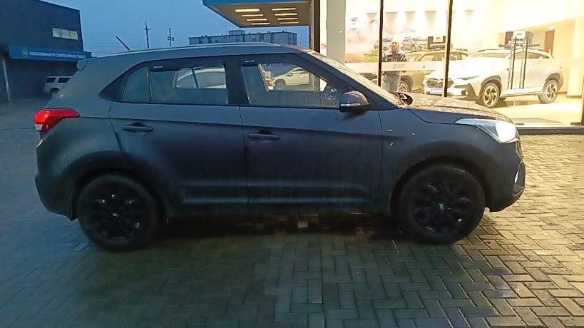 HYUNDAI - 3
