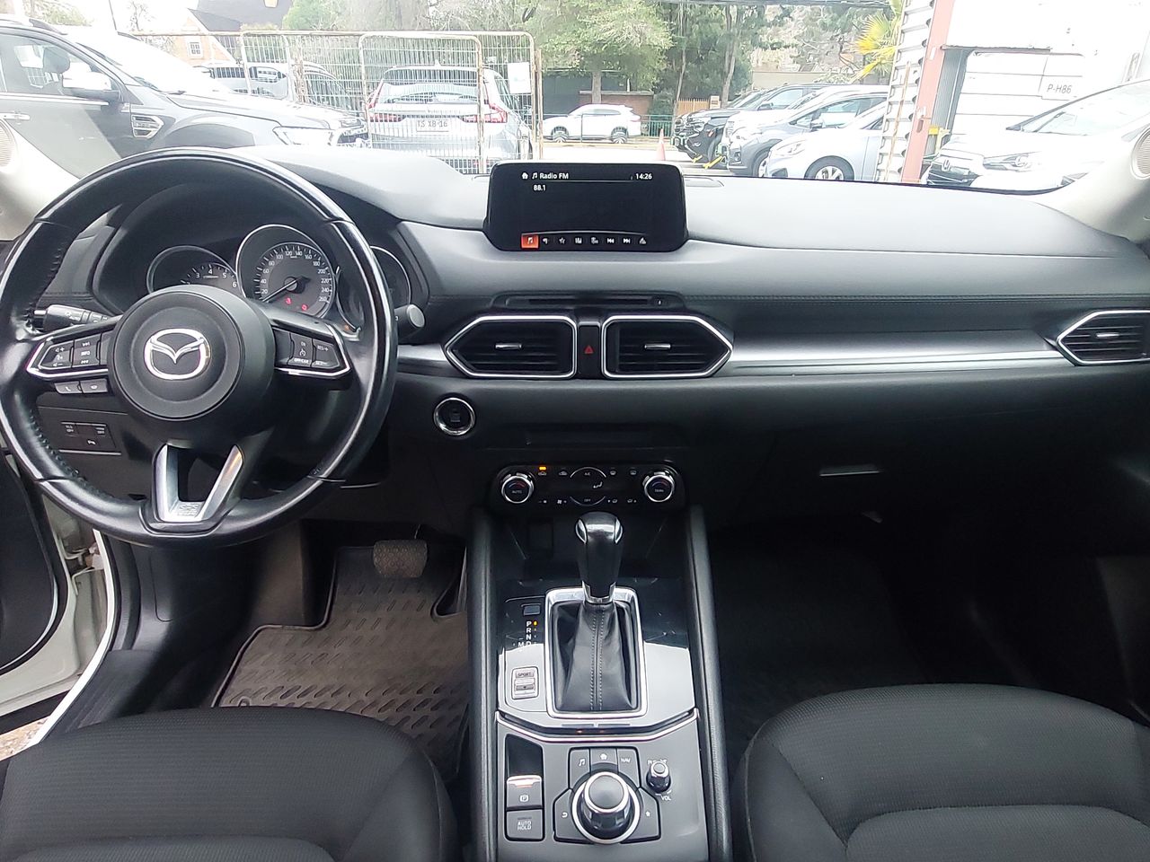 Mazda 3 — foto 32 de 38