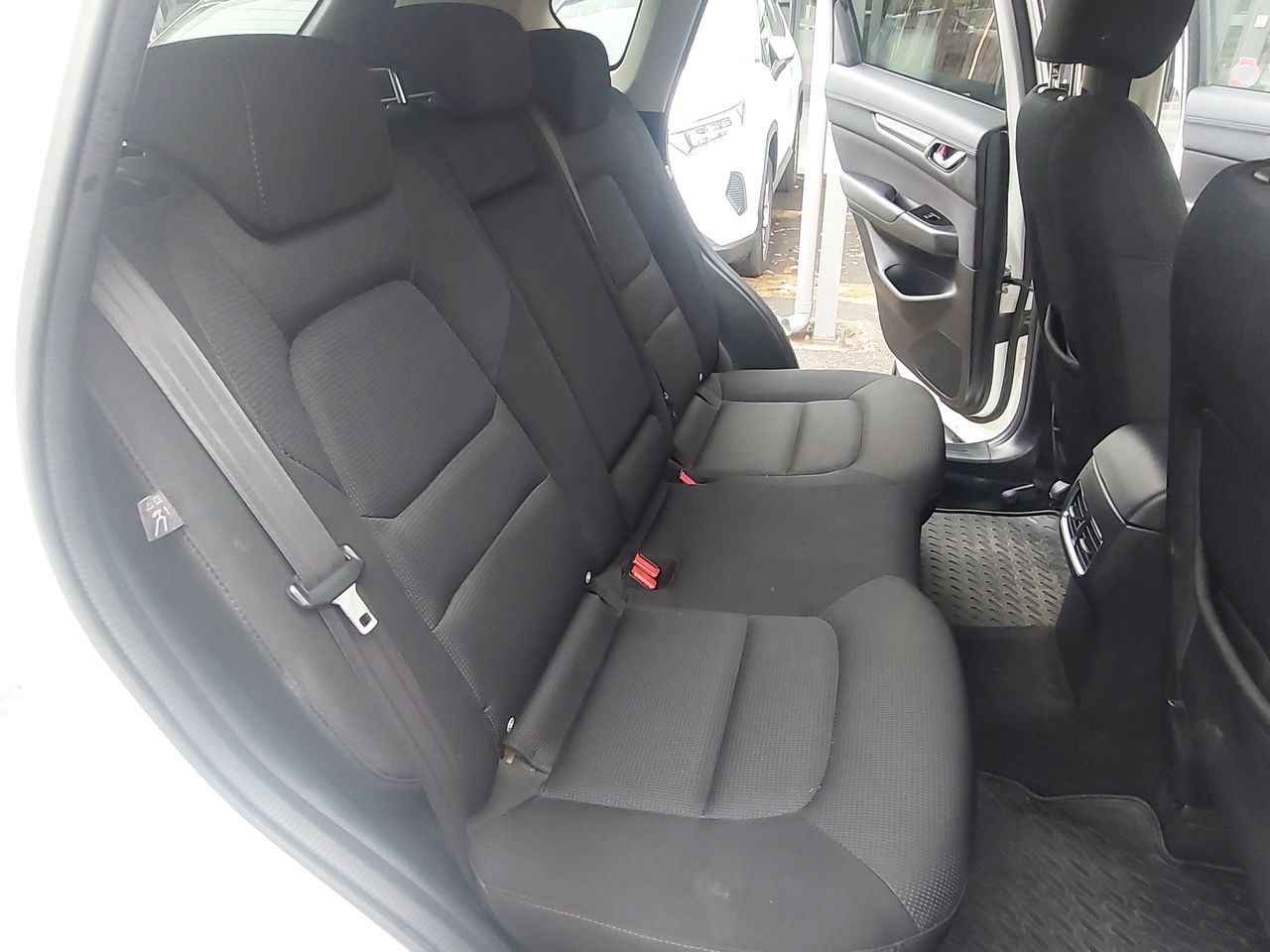 Mazda 3 — foto 35 de 38