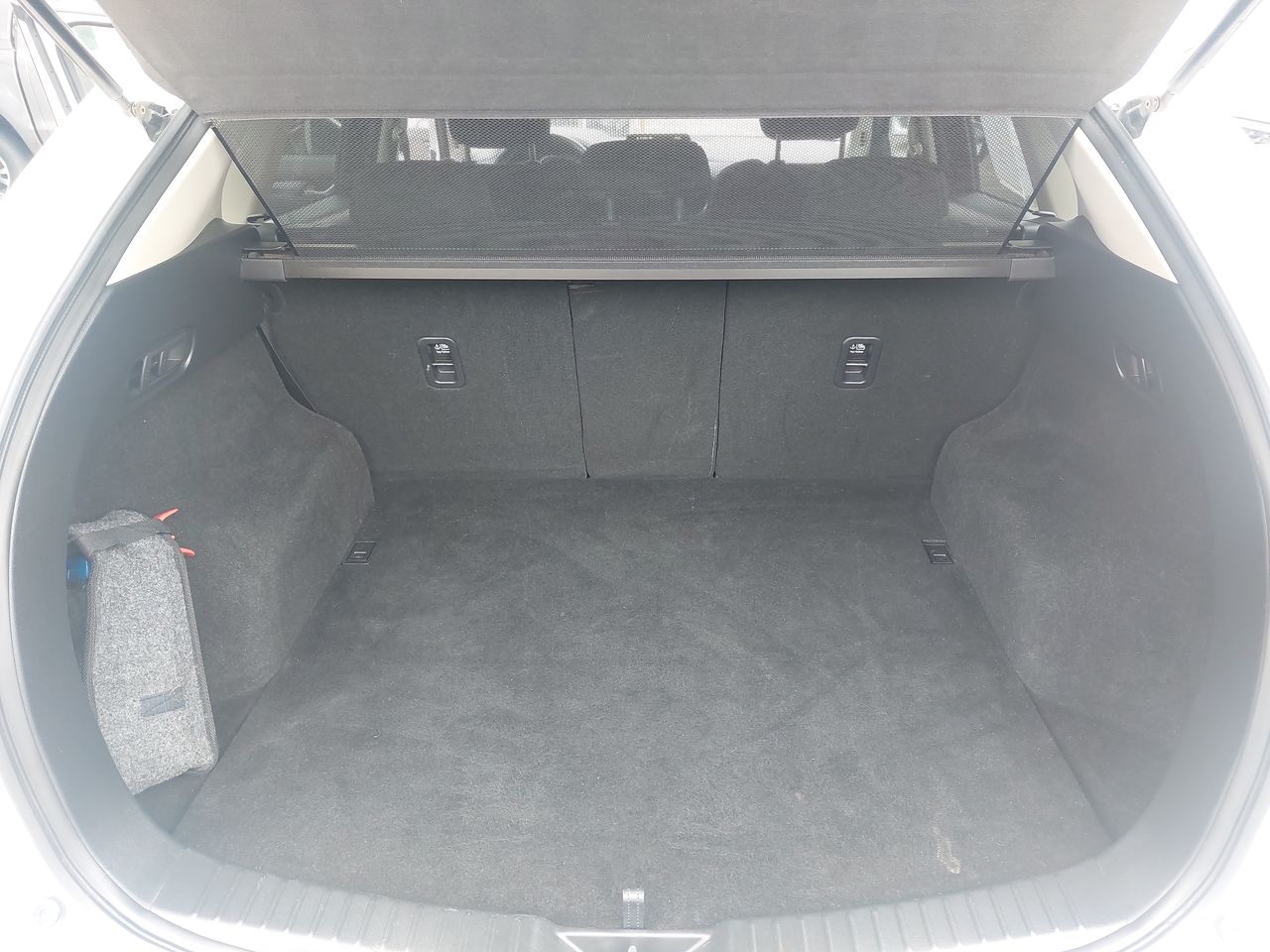 Mazda 3 — foto 21 de 38