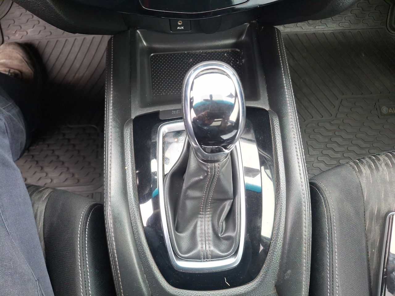 Nissan X-Trail — foto 24 de 26