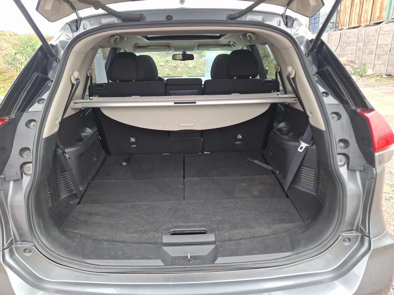Nissan X-Trail — foto 14 de 26