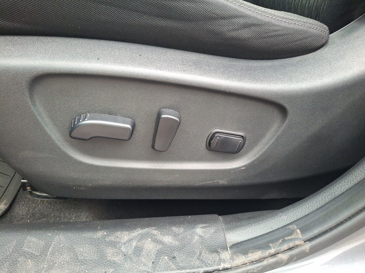 Nissan X-Trail — foto 16 de 26
