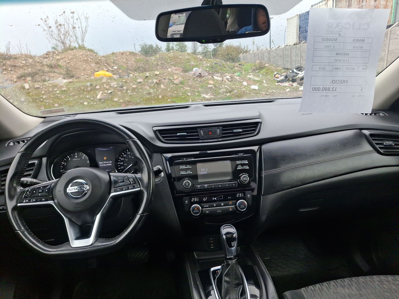 Nissan X-Trail — foto 2 de 26