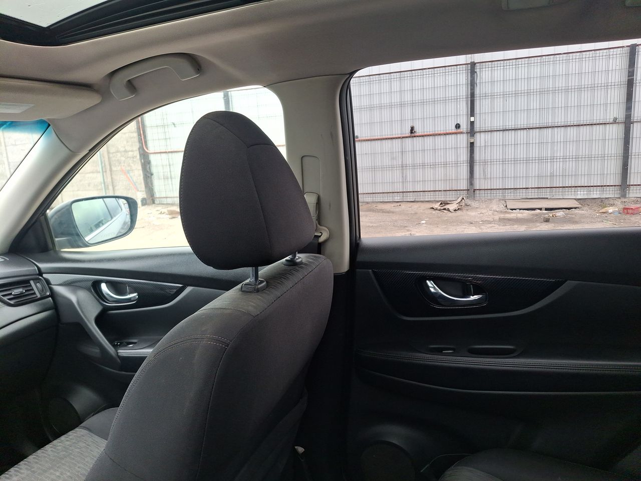 Nissan X-Trail — foto 4 de 26