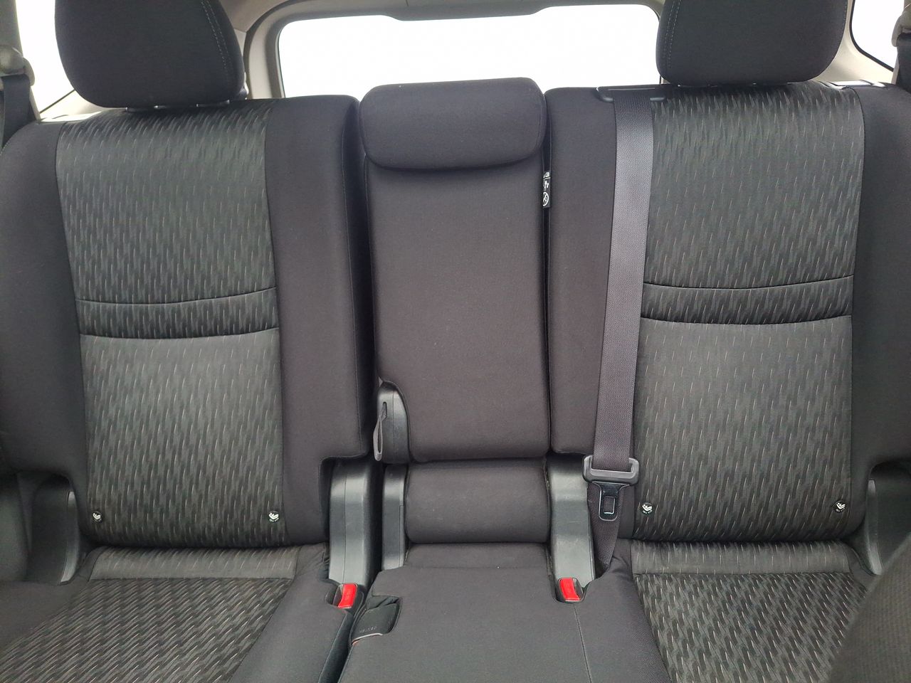 Nissan X-Trail — foto 6 de 26