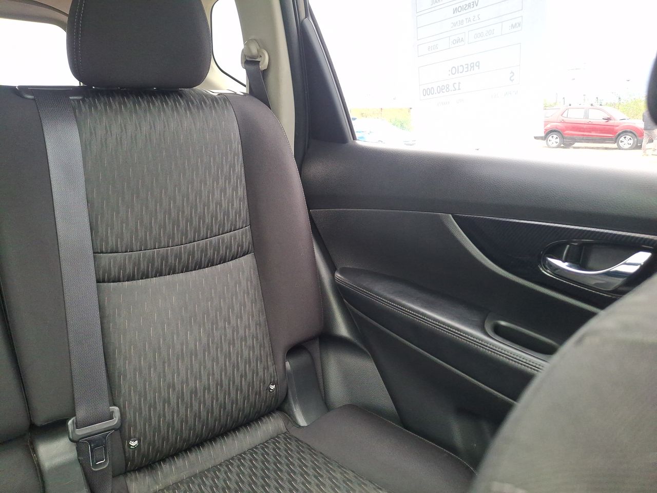 Nissan X-Trail — foto 7 de 26