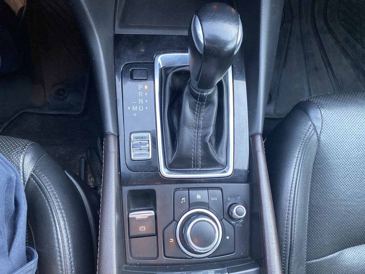 MAZDA - 23