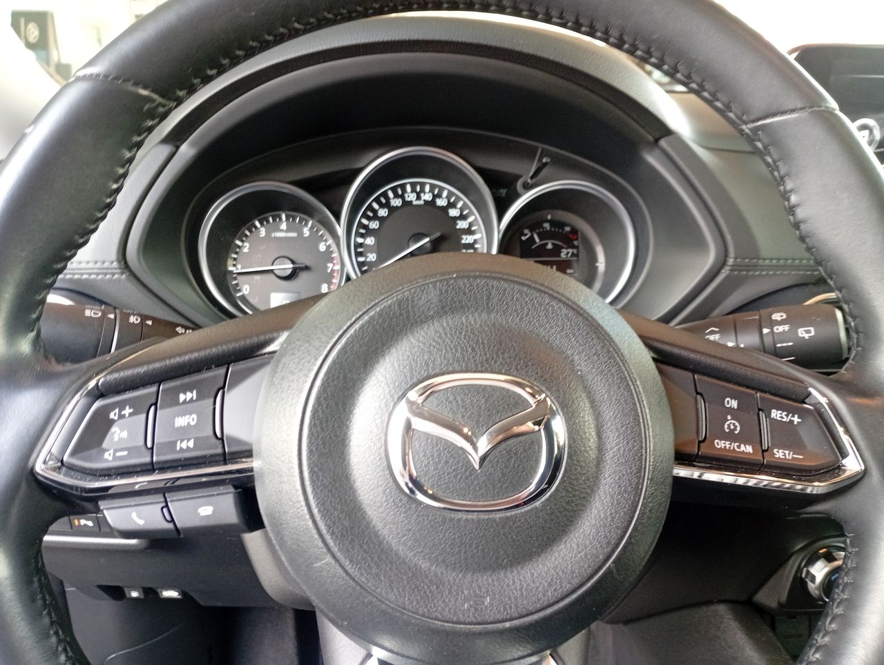 MAZDA - 10