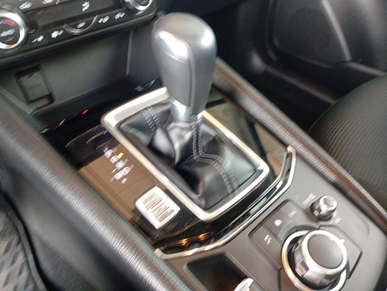 MAZDA - 15