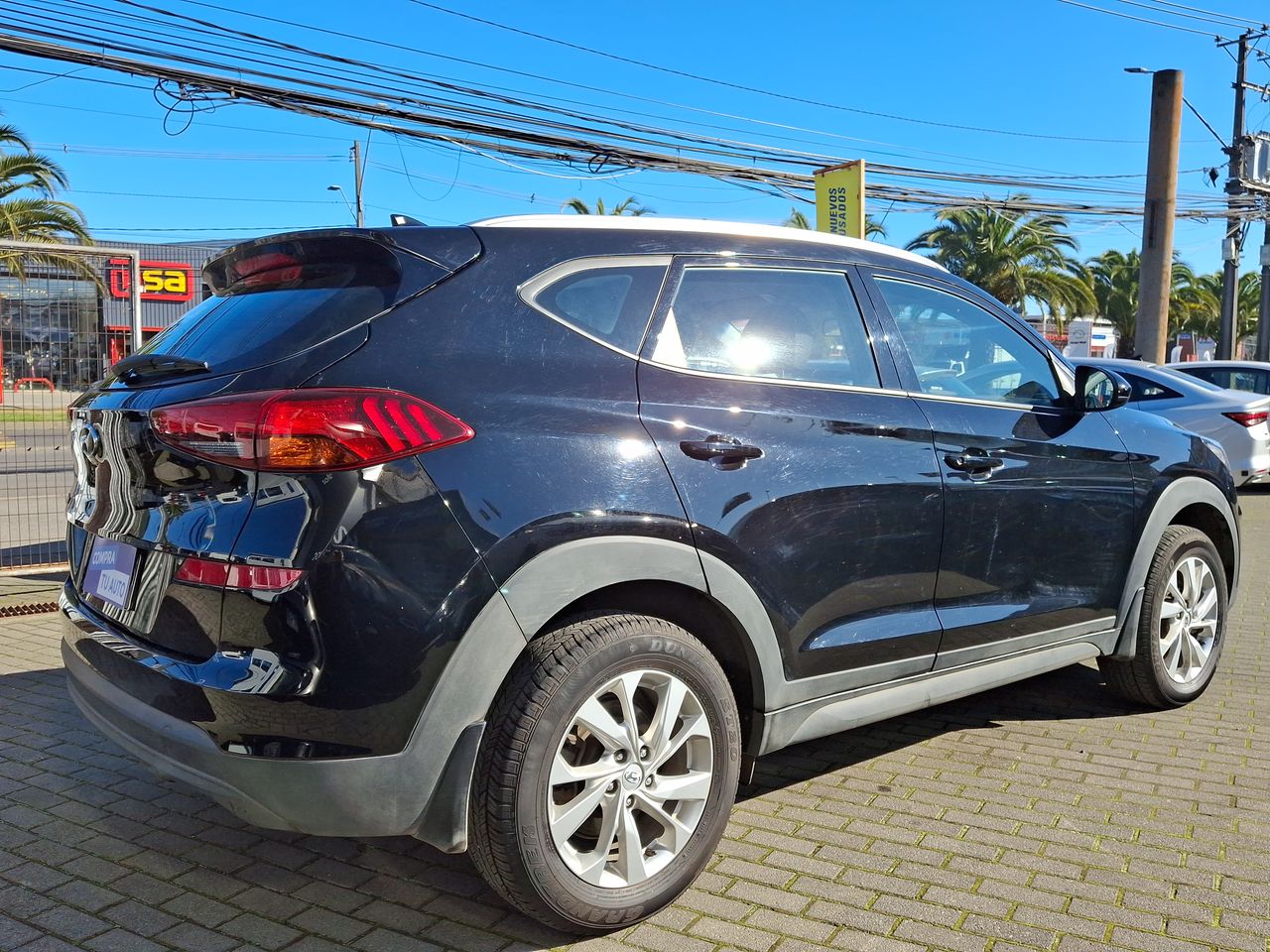 HYUNDAI - 7