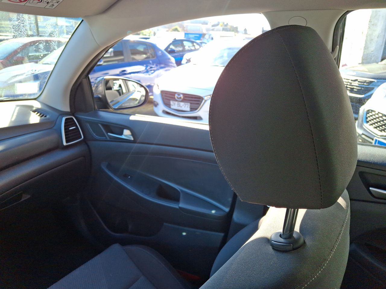 HYUNDAI - 10