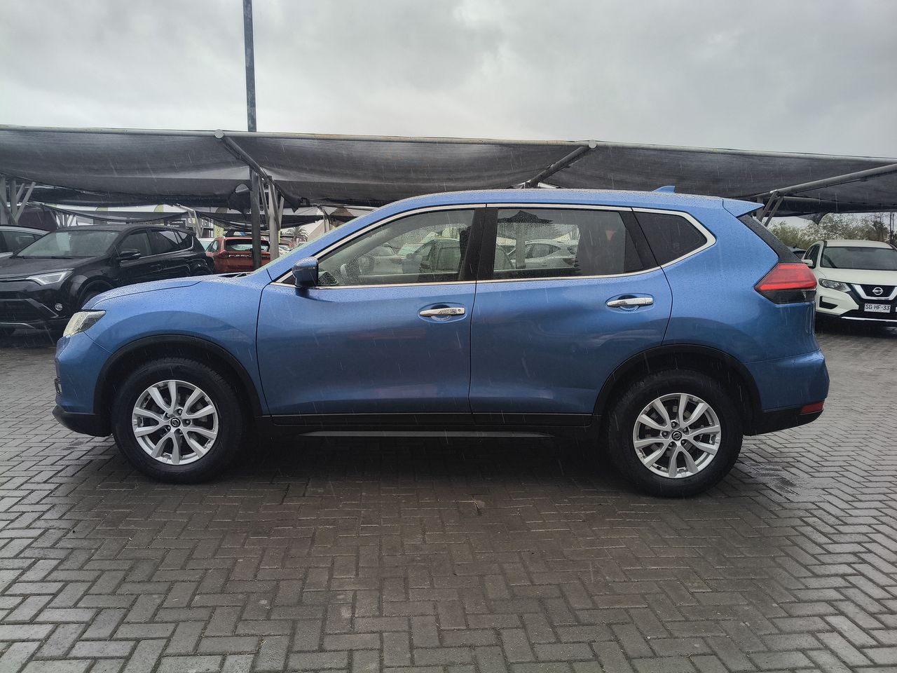 NISSAN - 4
