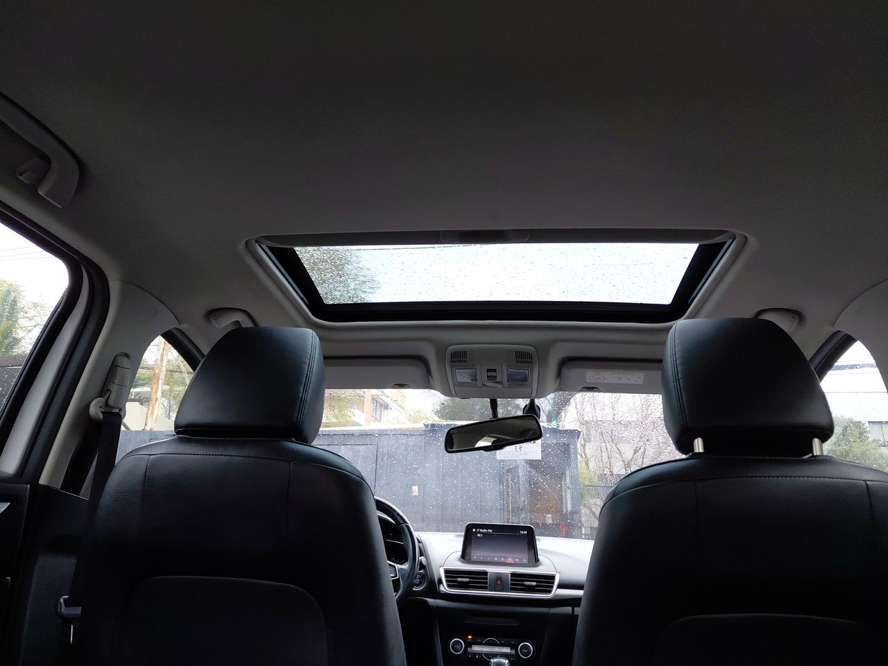 Mazda 3 — foto 33 de 36