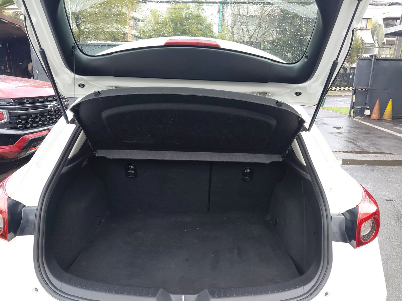 Mazda 3 — foto 21 de 36