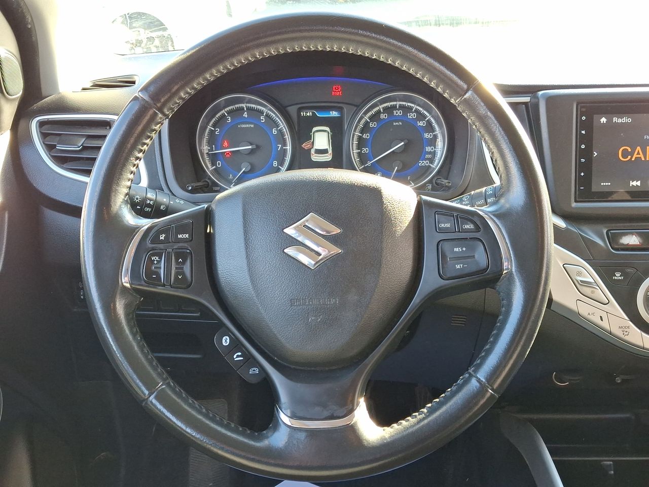 SUZUKI - 23