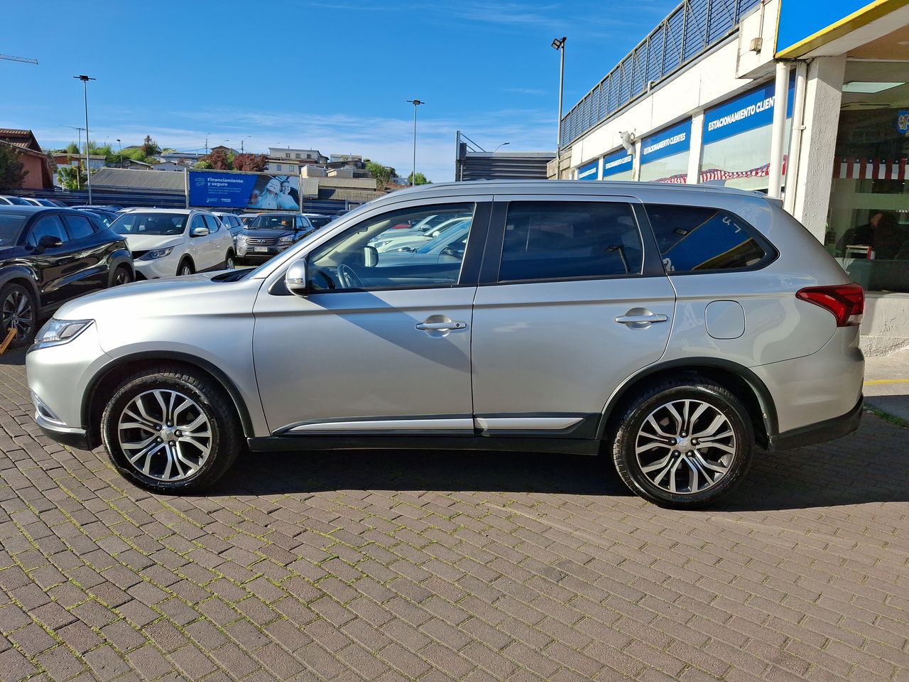 MITSUBISHI - 4