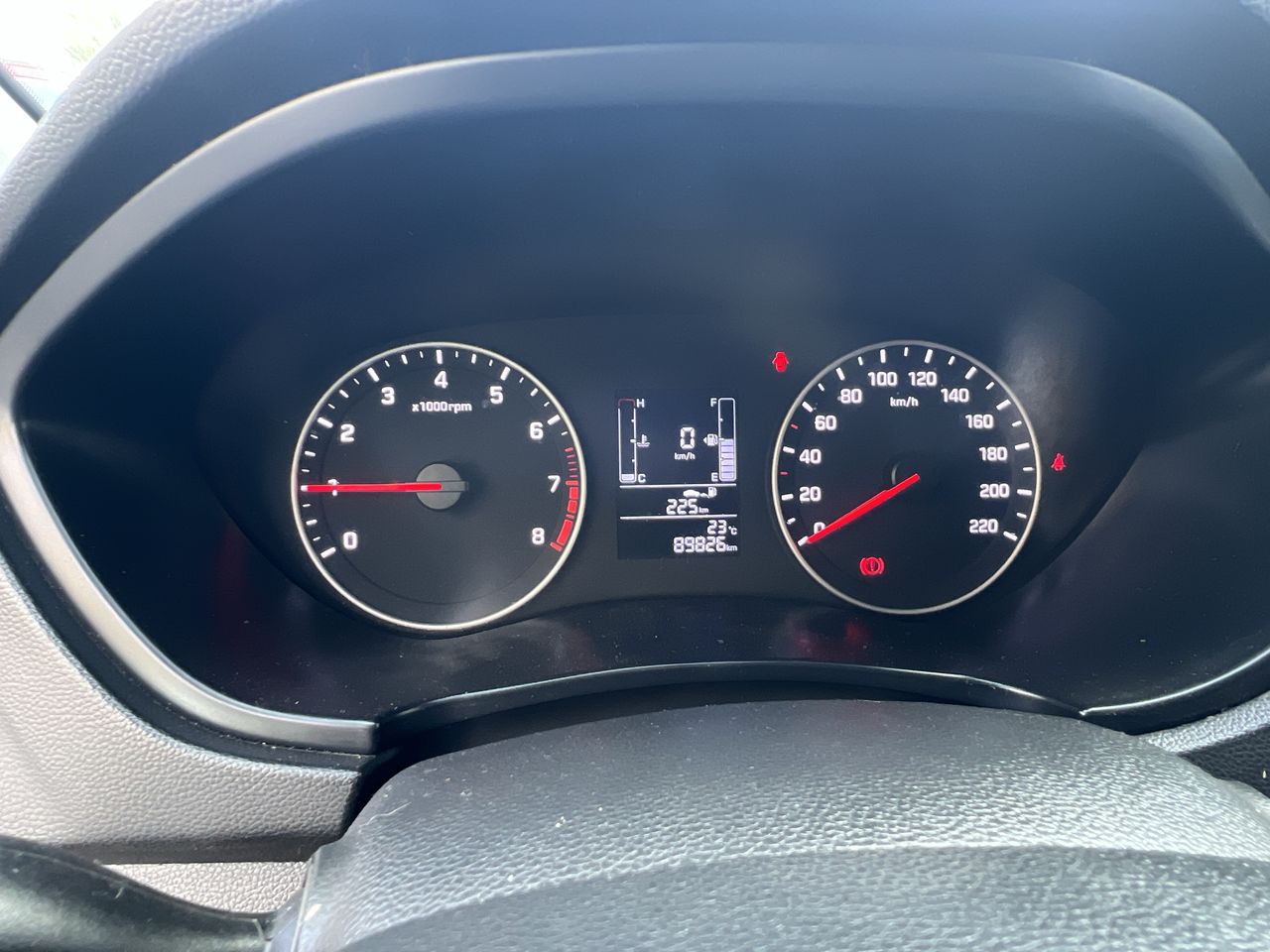 HYUNDAI - 27