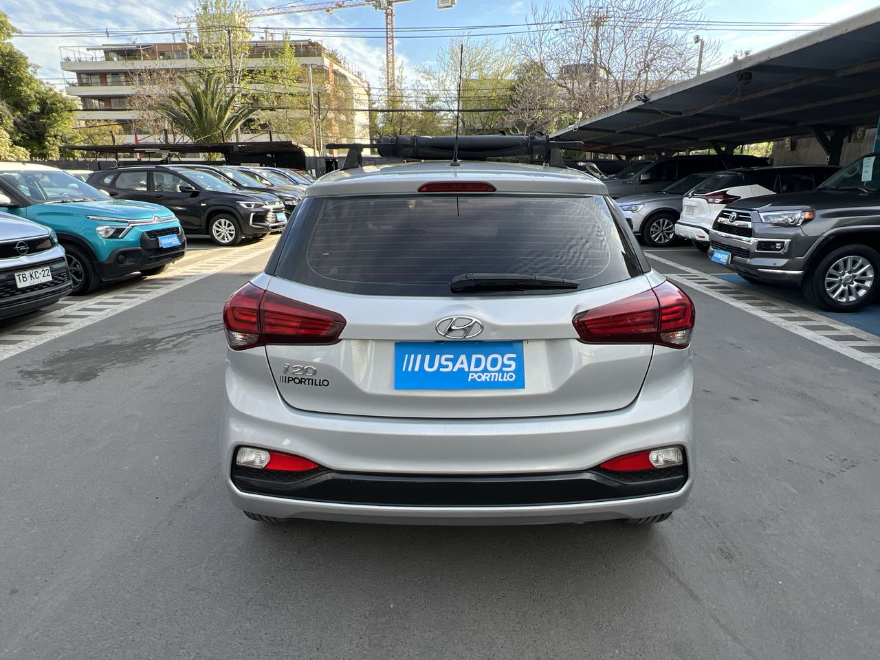 HYUNDAI - 6