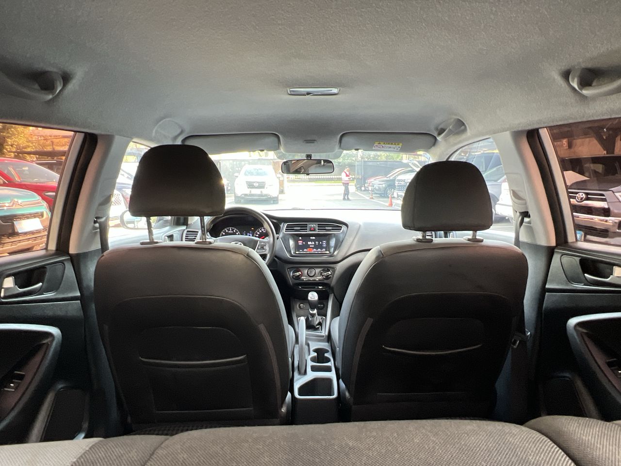HYUNDAI - 13