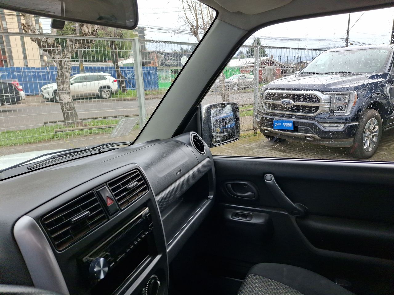 SUZUKI - 10