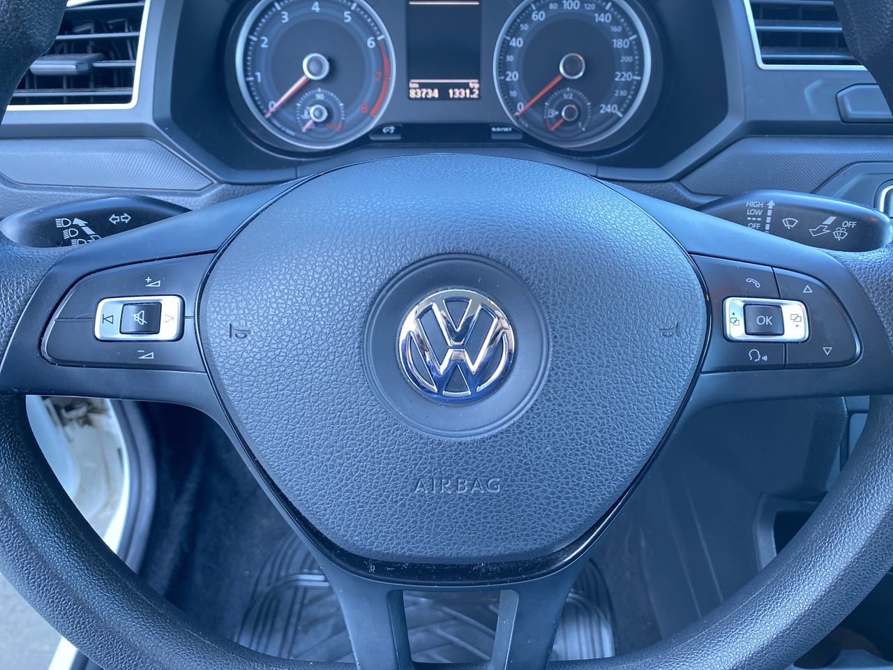 VOLKSWAGEN - 25