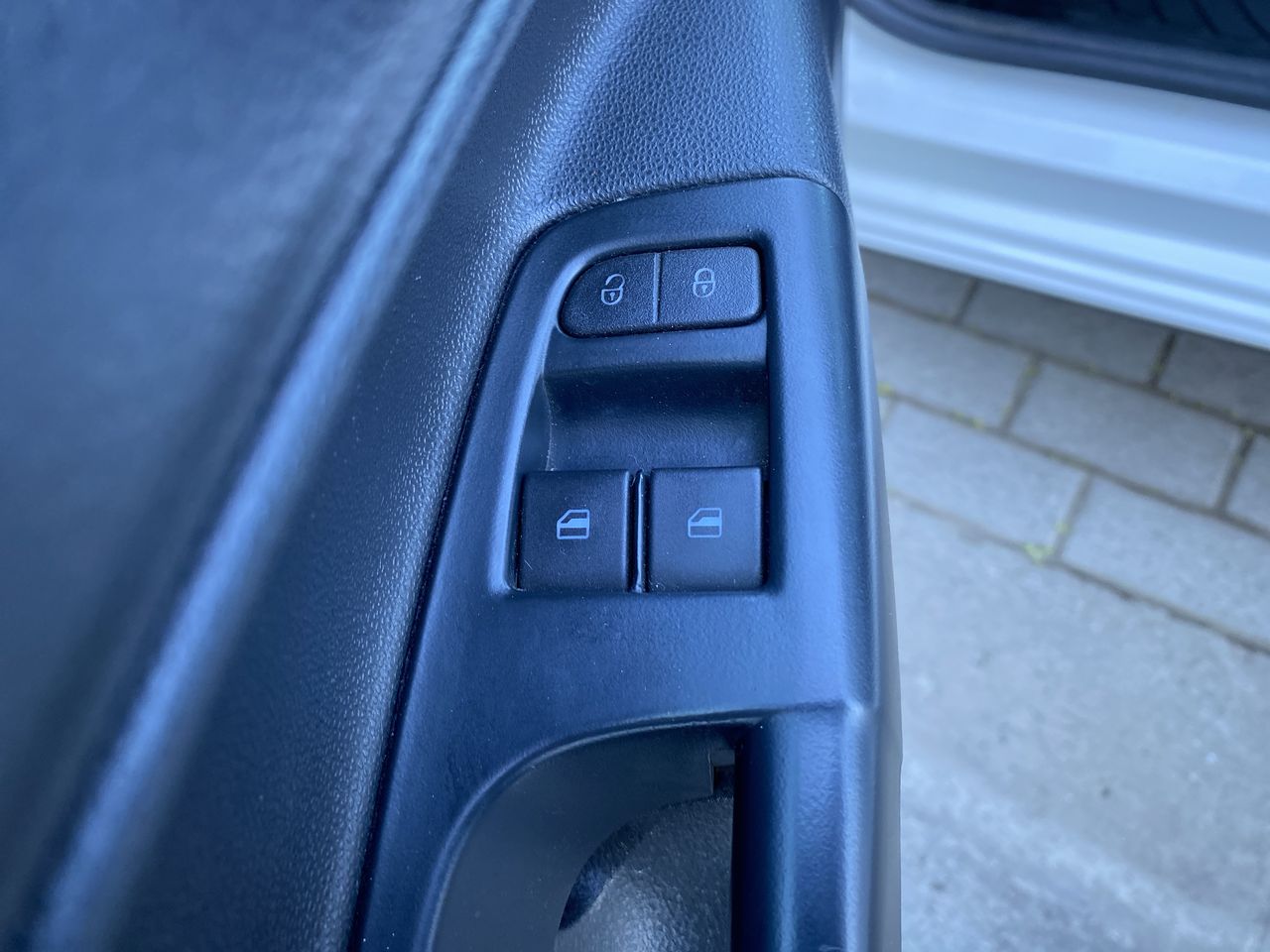 VOLKSWAGEN - 21