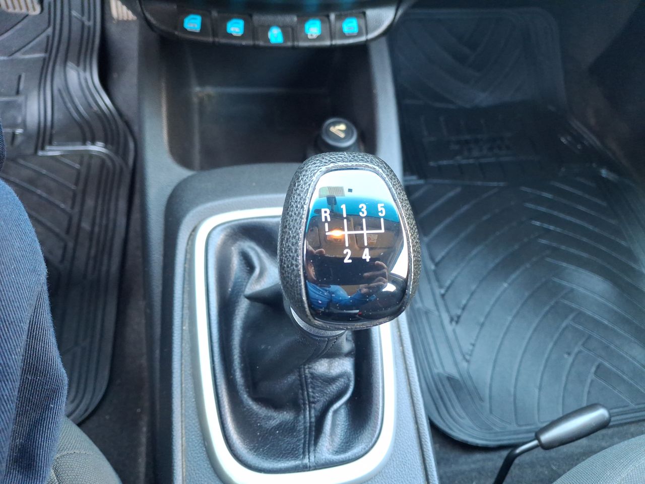CHEVROLET - 30