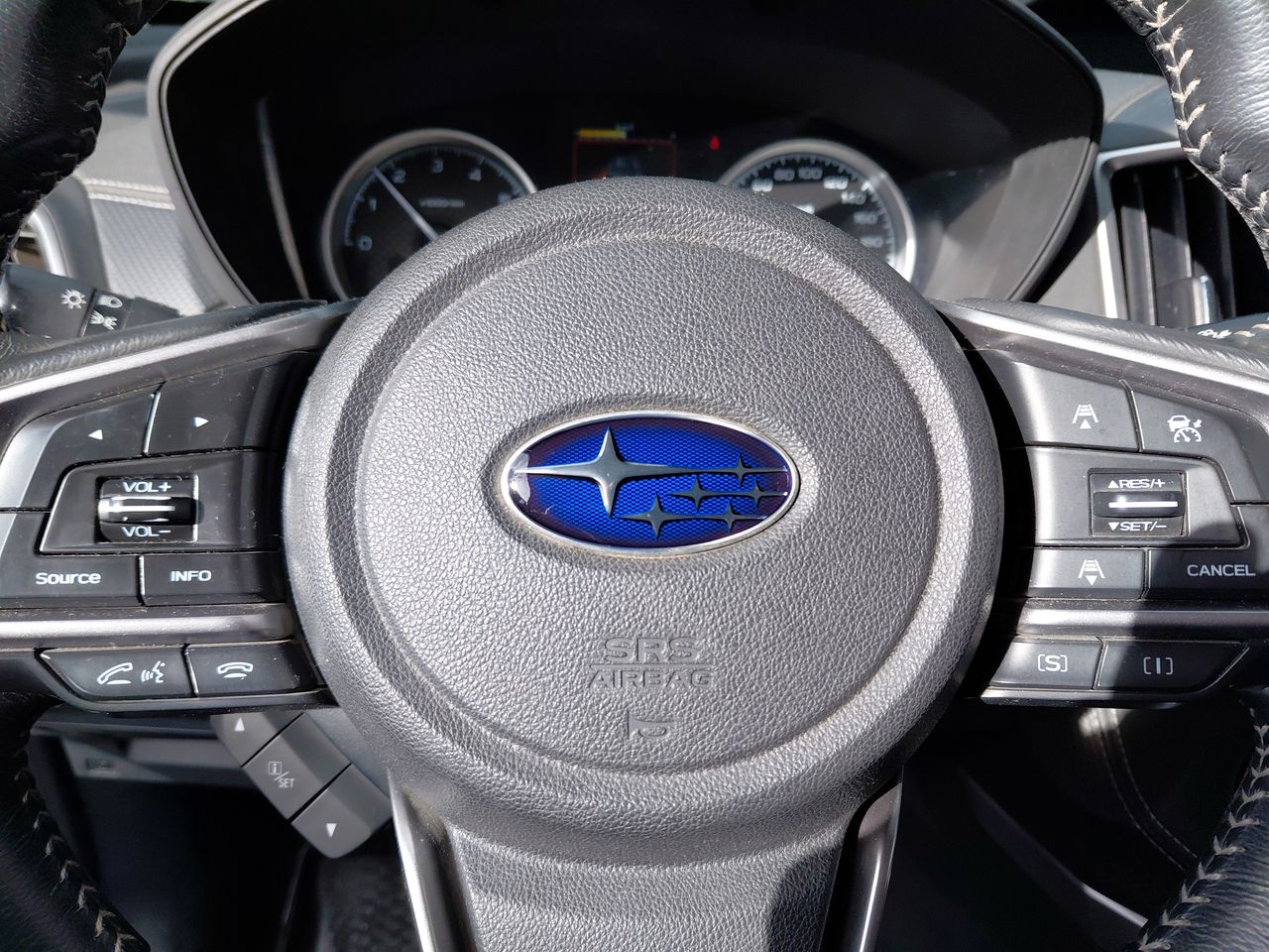 Subaru Forester — foto 17 de 26