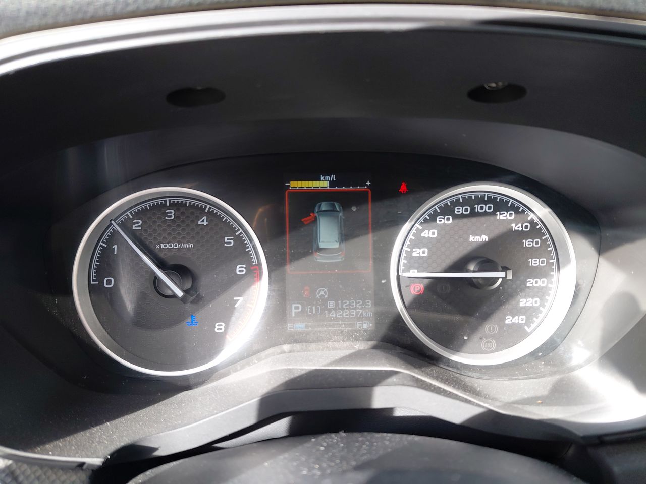 Subaru Forester — foto 18 de 26