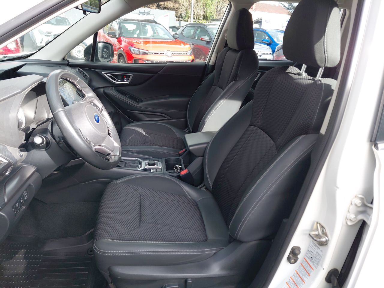 Subaru Forester — foto 15 de 26