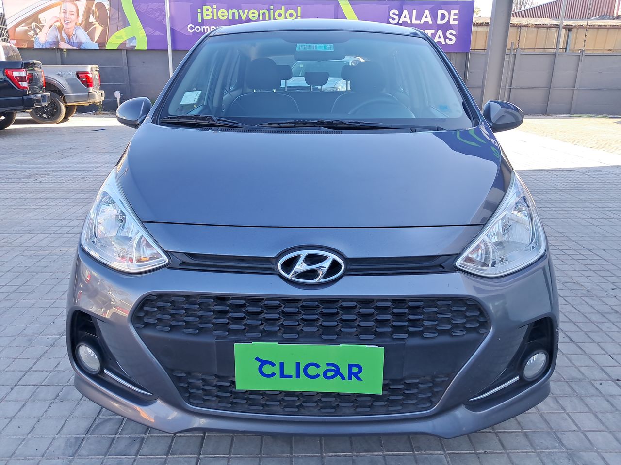 HYUNDAI - 2
