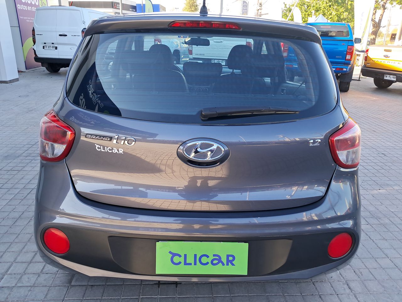 HYUNDAI - 6