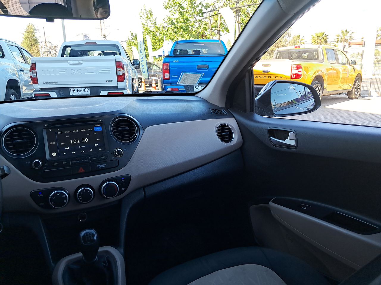 HYUNDAI - 10
