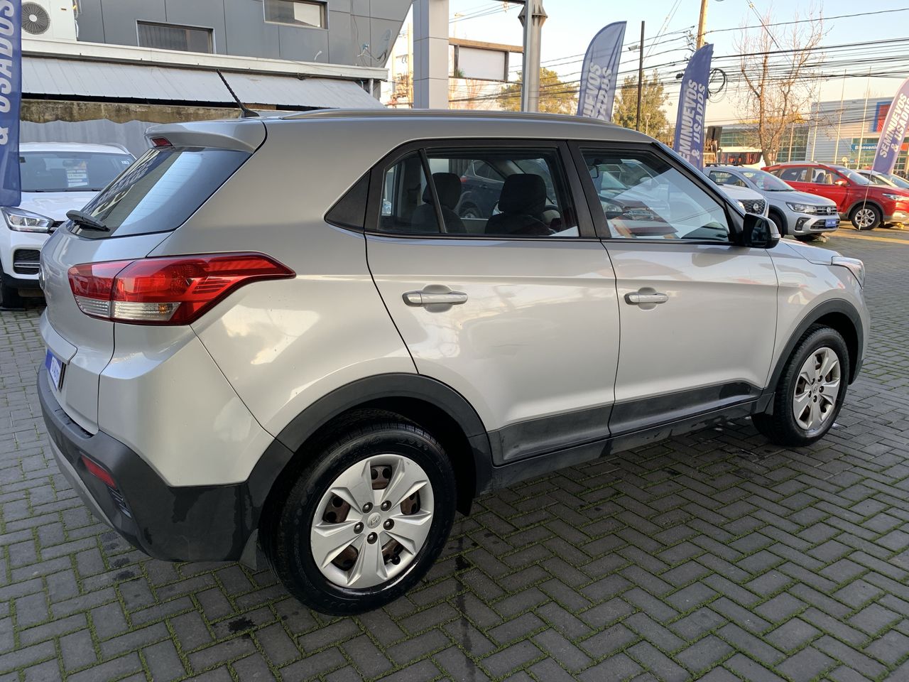 HYUNDAI - 7